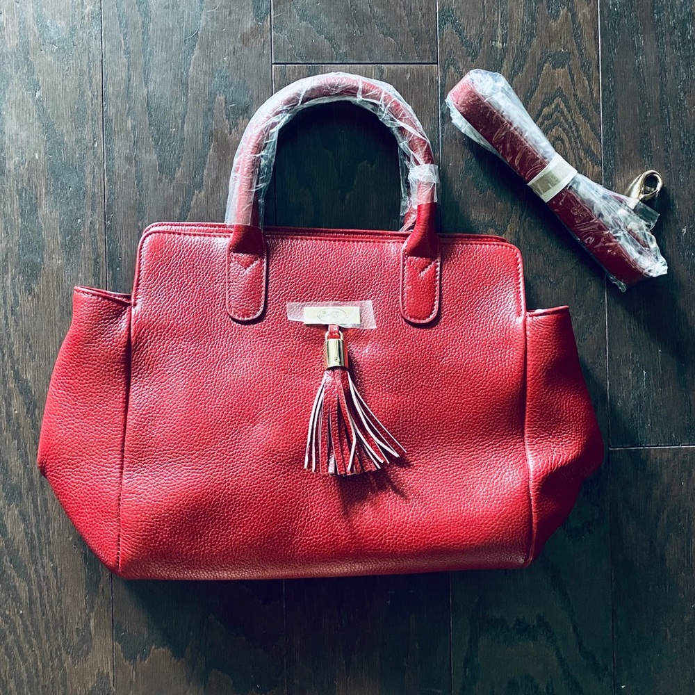 NEW! NEVER UNWRAPPED OR USED Red leather Onna Ehrlich bag with detachable strap